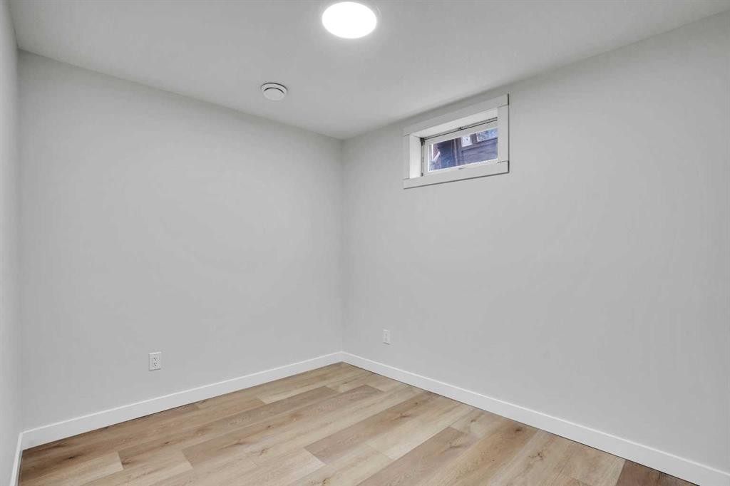 139 Castleglen Way Ne, Calgary, AB - Indoor Photo Showing Other Room