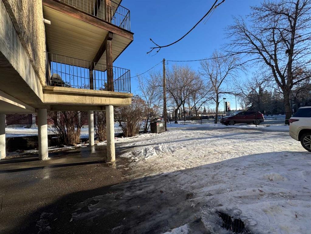 1-7-2515 First Avenue Nw, Calgary, AB - Outdoor