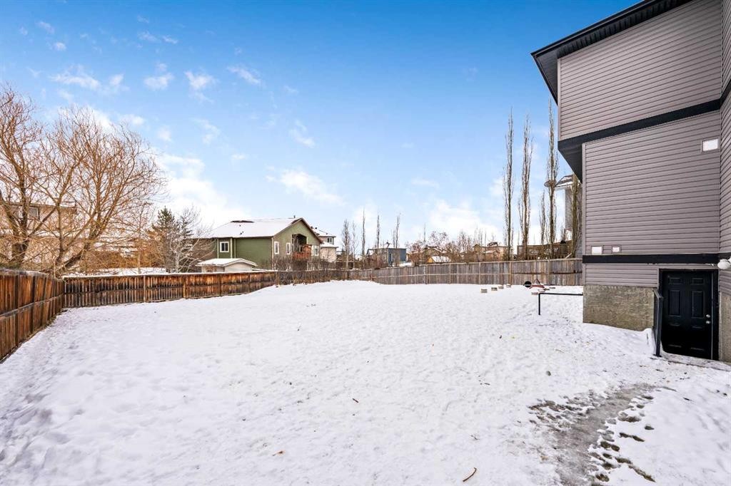 40 Mckinnon Street Nw, Langdon, AB - Outdoor