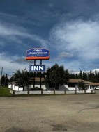 301 42 Street Edson, AB T7E 1A5