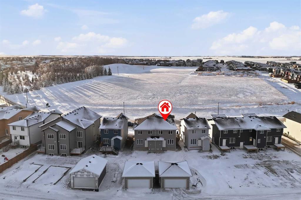 1923 Mccaskill Drive, Crossfield, AB - Outdoor