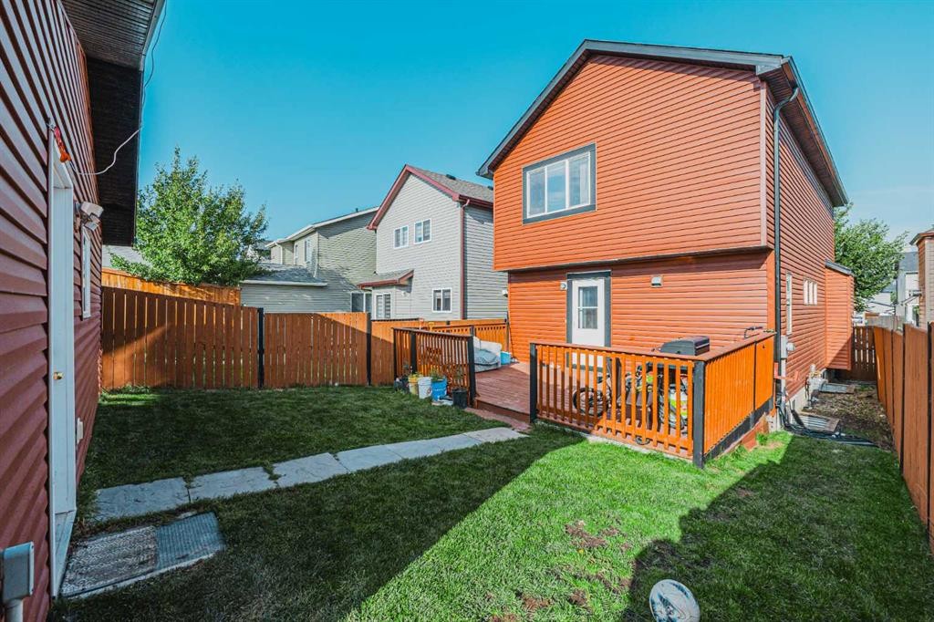 9249 Saddlebrook Drive Ne, Calgary, AB - Outdoor With Deck Patio Veranda With Exterior
