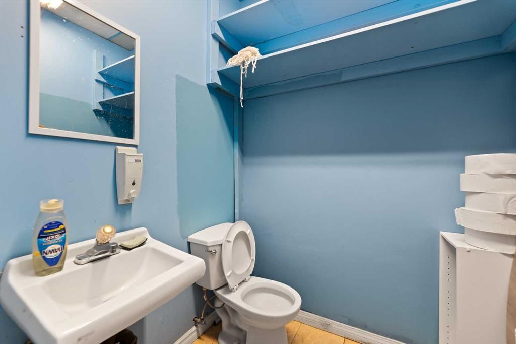 3213 17 Avenue Se, Calgary, AB