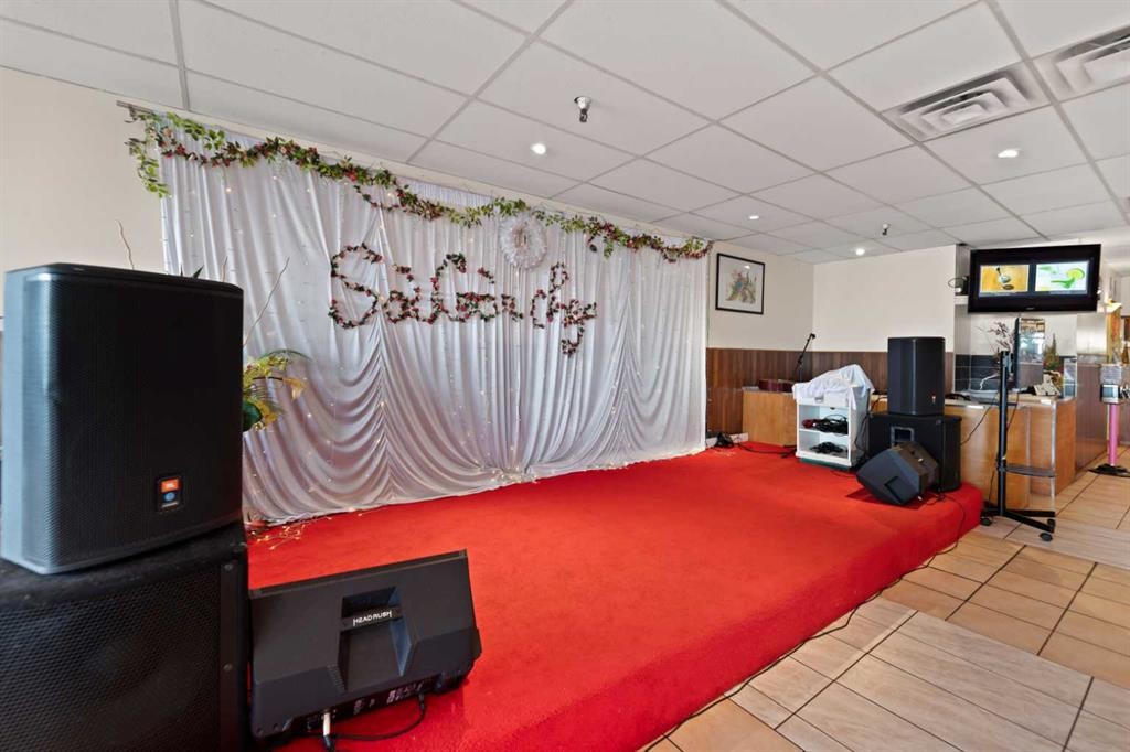 3213 17 Avenue Se, Calgary, AB