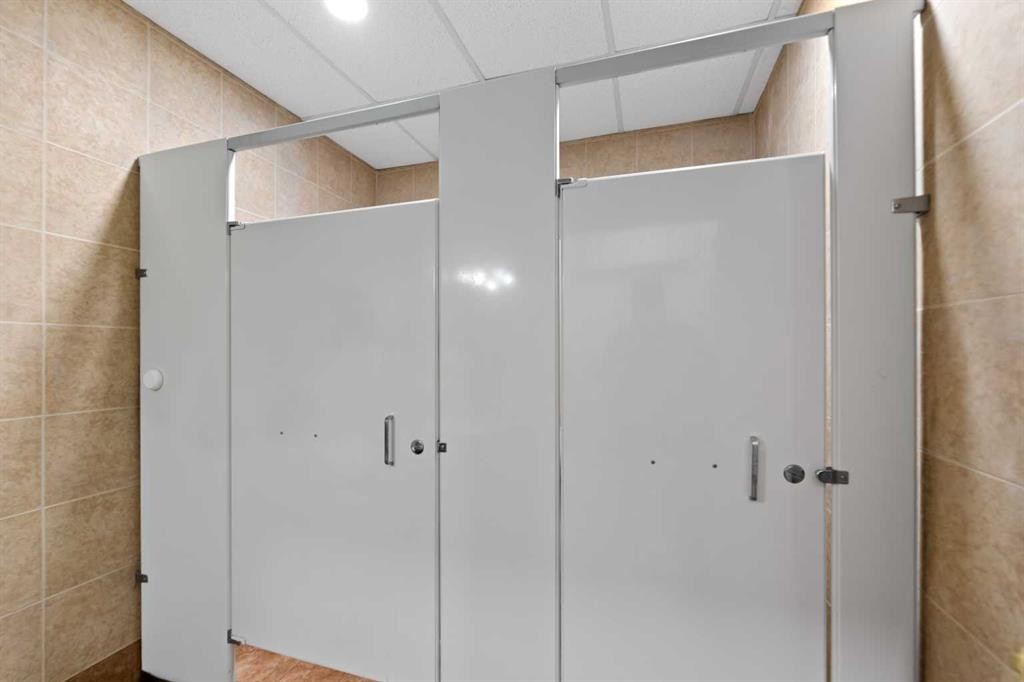 3213 17 Avenue Se, Calgary, AB