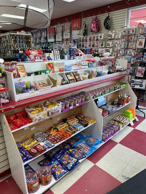 123 Dollar Store Branch Sw, Calgary, AB