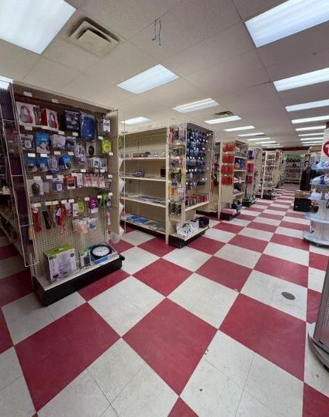 123 Dollar Store Branch Sw, Calgary, AB