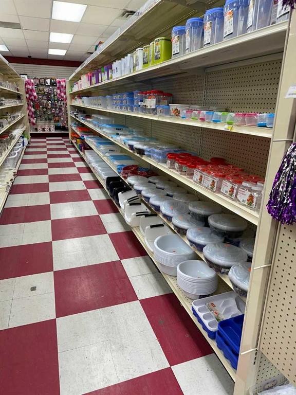 123 Dollar Store Branch Sw, Calgary, AB