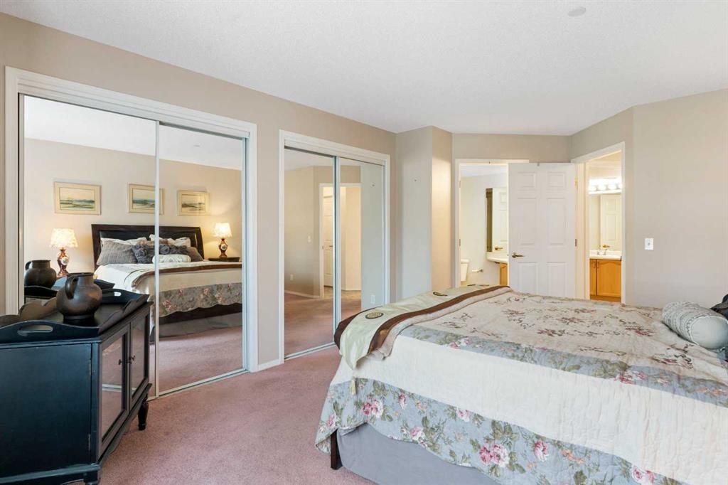 1209-1209 Sienna Park Green Sw, Calgary, AB - Indoor Photo Showing Bedroom