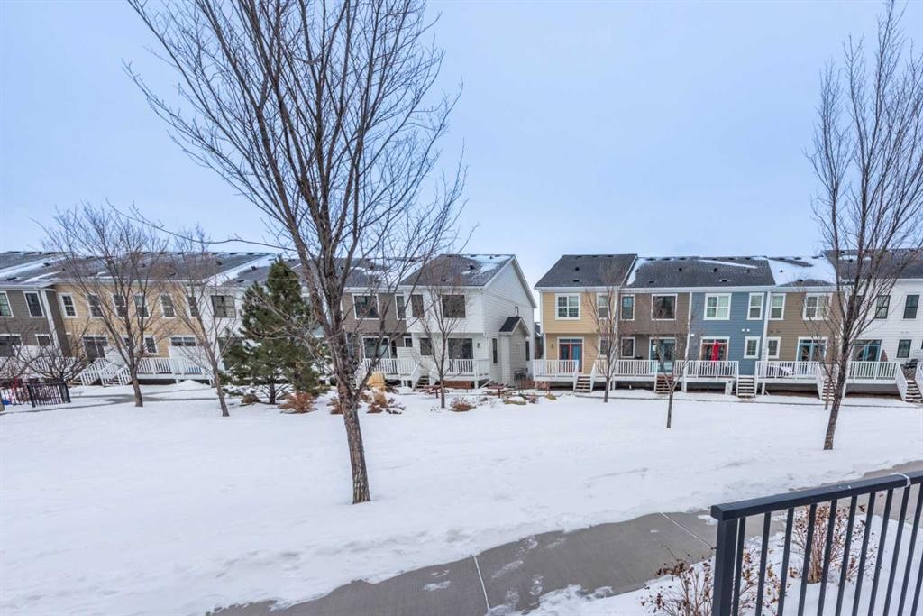 40 Sherwood Row Nw, Calgary, AB - Outdoor