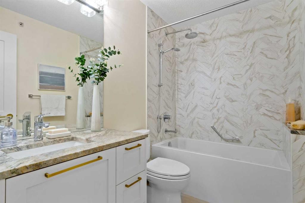 511-881 15 Avenue Sw, Calgary, AB - Indoor Photo Showing Bathroom