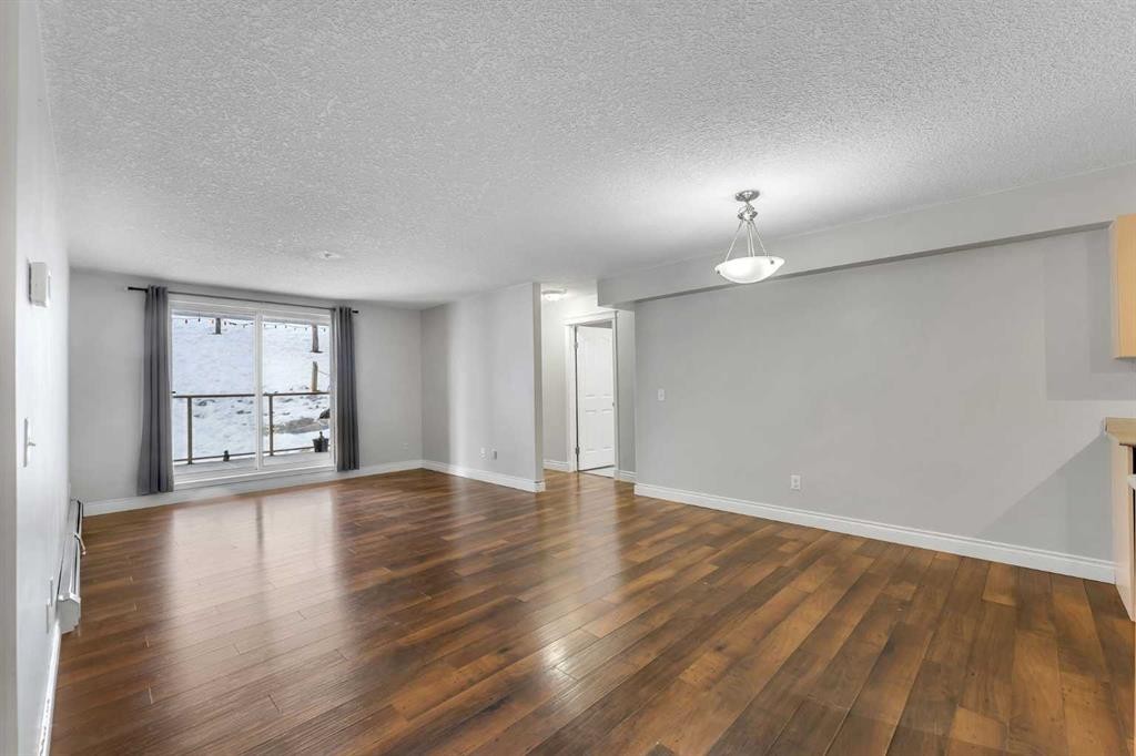 106-5500 Somervale Court Sw, Calgary, AB - Indoor