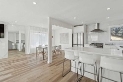 809 9 Street NE Calgary, AB T2E 7K2