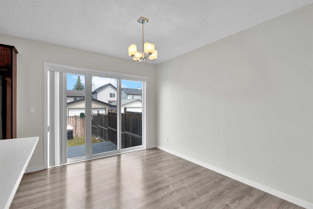 203 Cranberry Green Se, Calgary, AB - Indoor Photo Showing Other Room