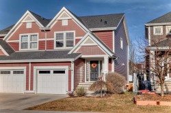 786 River Heights Crescent Cochrane, AB T4C 0J4