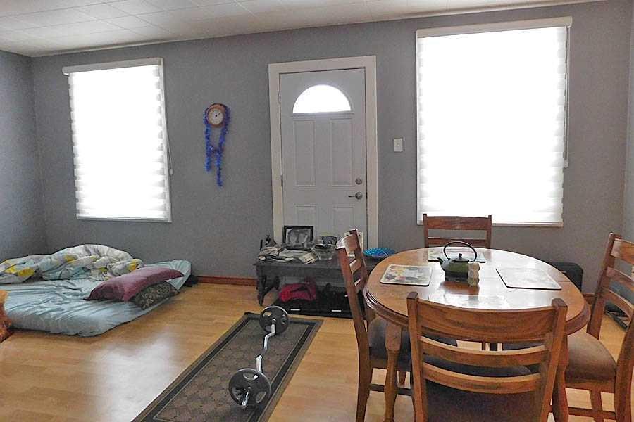211 52 Avenue East, Claresholm, AB - Indoor Photo Showing Dining Room