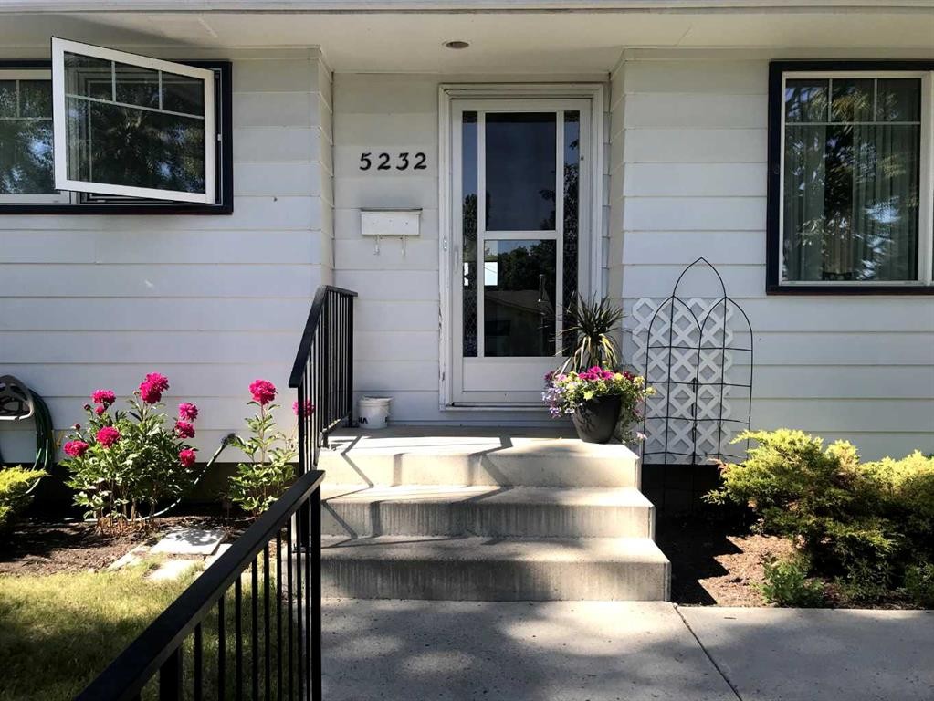 5232 44 Avenue Nw, Calgary, AB - Outdoor With Exterior