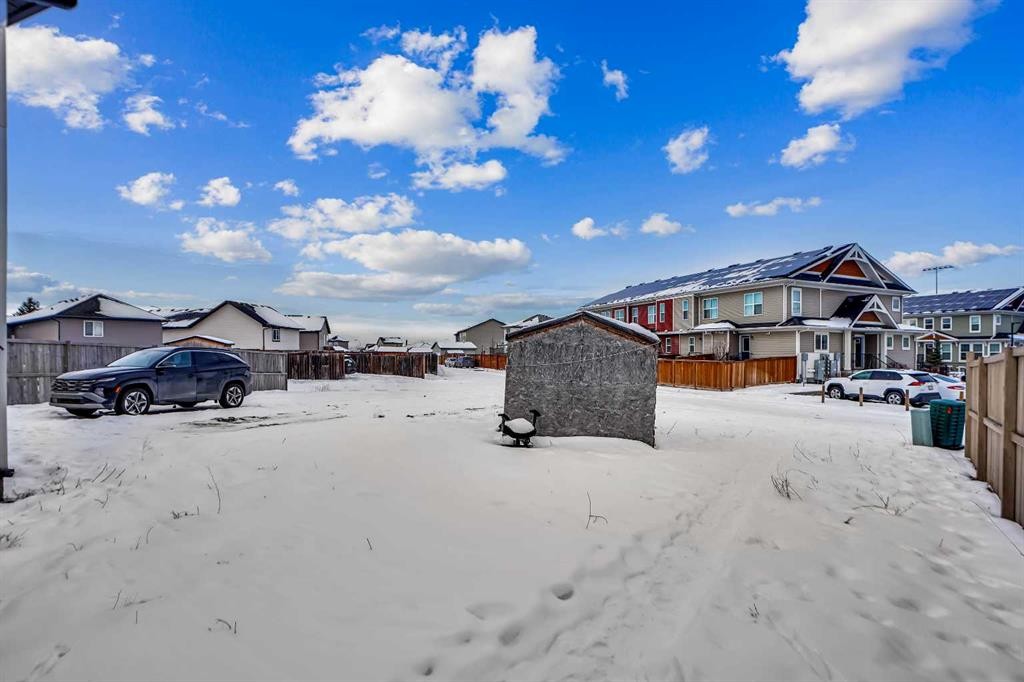 250 Martinwood Place Ne, Calgary, AB - Outdoor