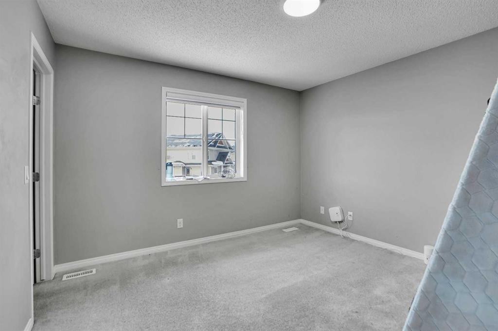 250 Martinwood Place Ne, Calgary, AB - Indoor Photo Showing Other Room