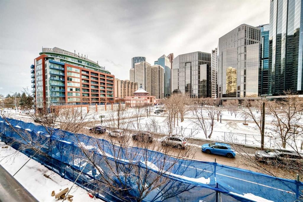 322-222 Riverfront Avenue Sw, Calgary, AB - Outdoor