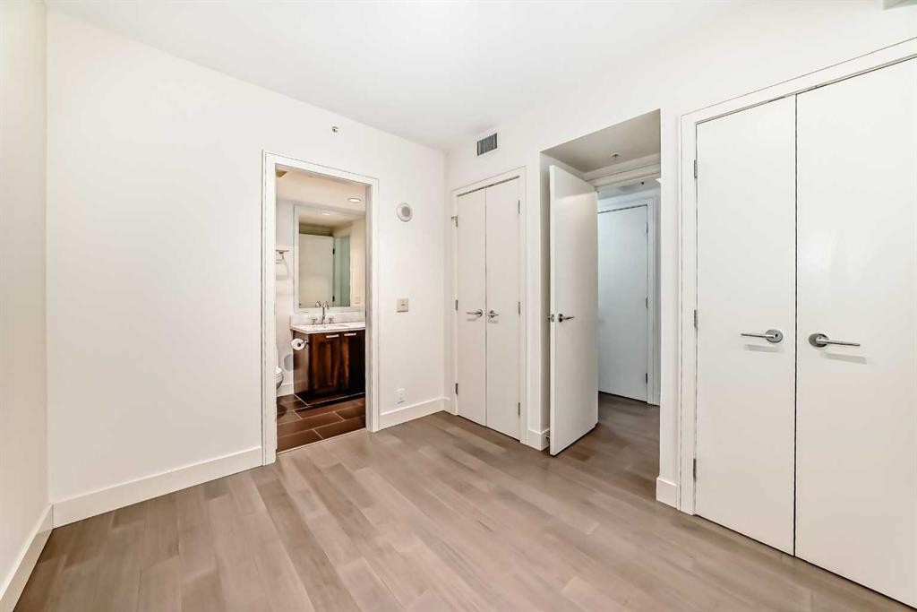 322-222 Riverfront Avenue Sw, Calgary, AB - Indoor Photo Showing Other Room