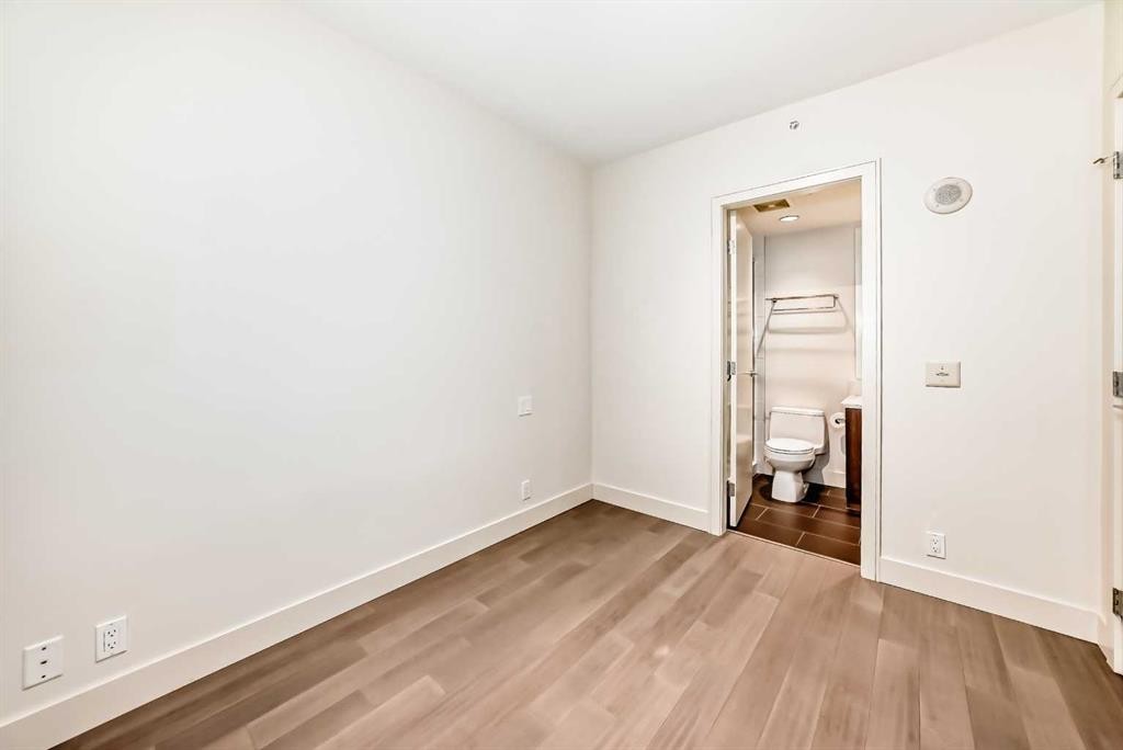 322-222 Riverfront Avenue Sw, Calgary, AB - Indoor Photo Showing Other Room