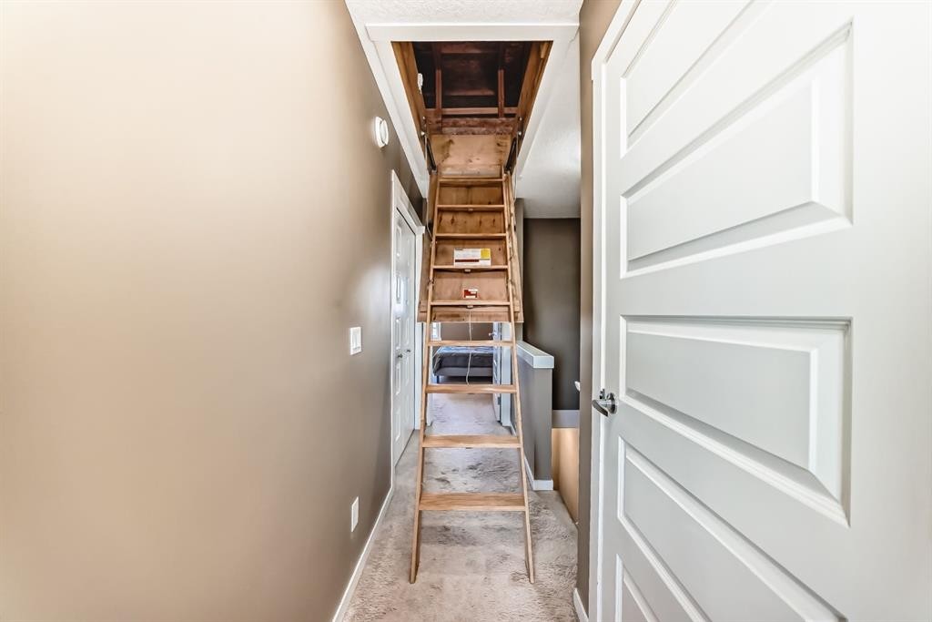 213 Auburn Bay Circle Se, Calgary, AB - Indoor Photo Showing Other Room