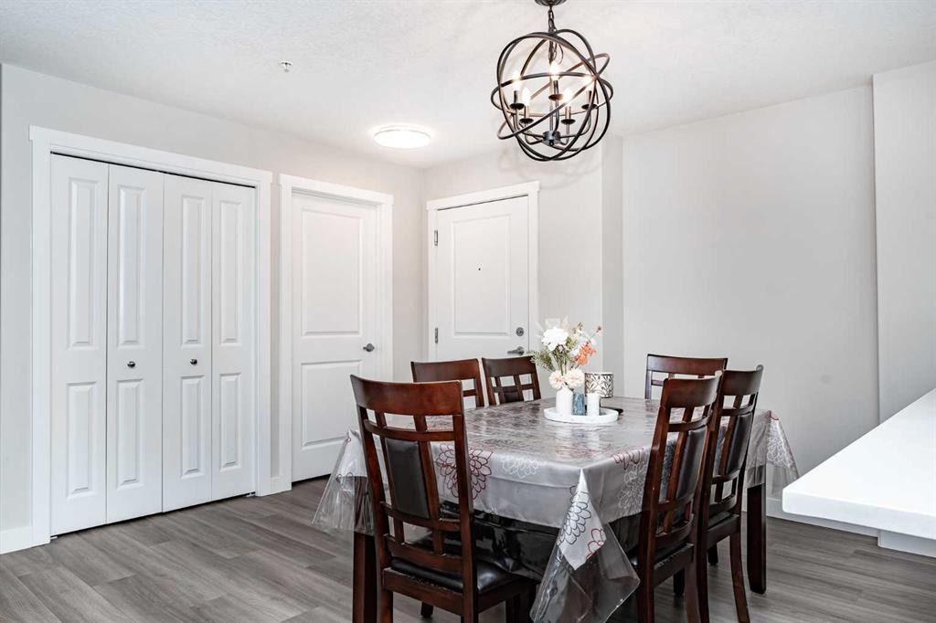 2104-6118 80 Avenue Ne, Calgary, AB - Indoor Photo Showing Dining Room