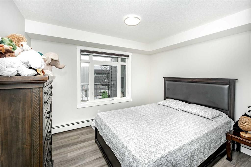 2104-6118 80 Avenue Ne, Calgary, AB - Indoor Photo Showing Bedroom