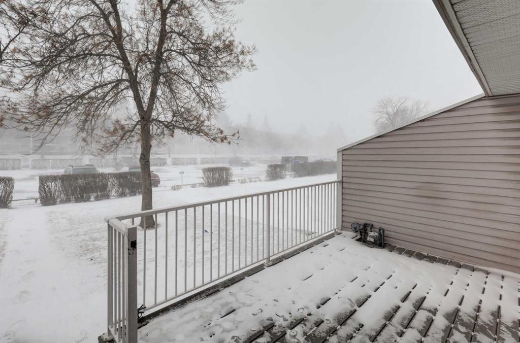 417 40 Street Ne, Calgary, AB - Outdoor With Exterior