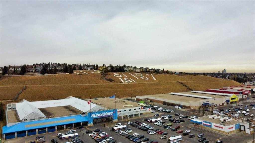 7212 Sierra Morena Boulevard Sw, Calgary, AB