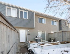 87-219 90 Avenue SE Calgary, AB T2J 0A3