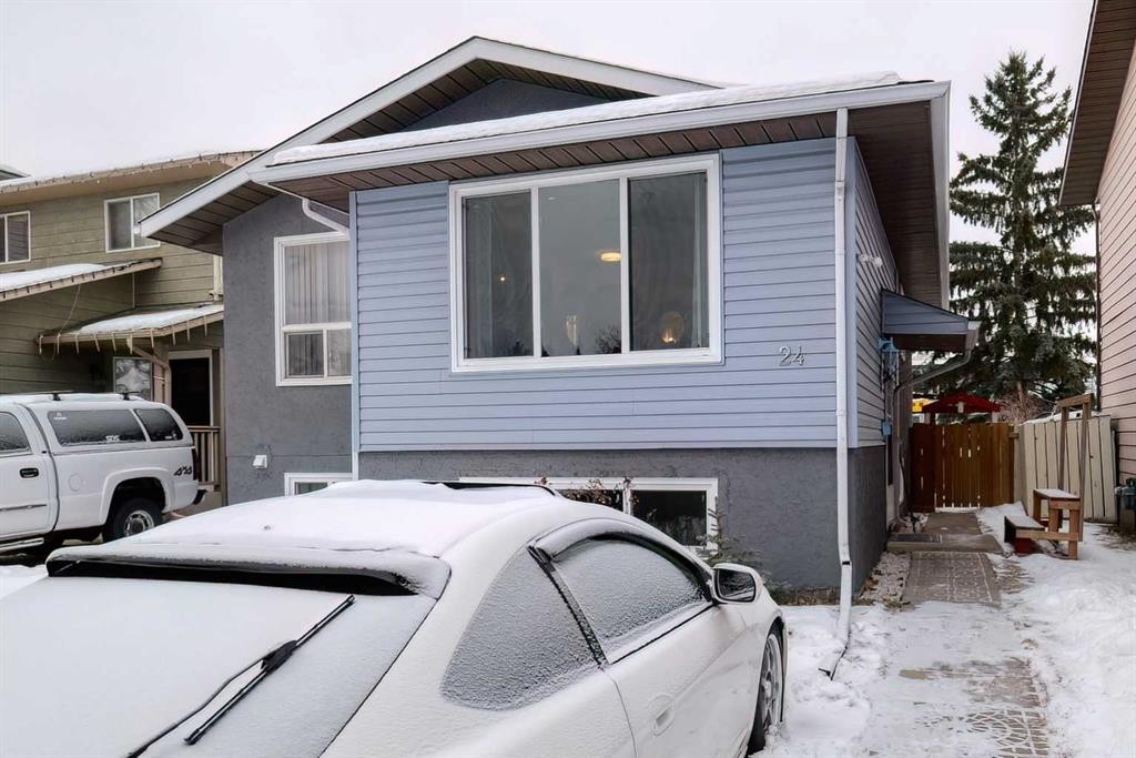 24 Shawmeadows Road Sw, Calgary, AB - Outdoor