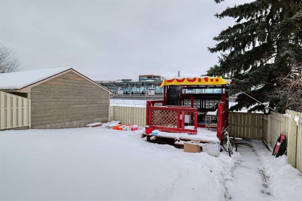 24 Shawmeadows Road Sw, Calgary, AB - Outdoor