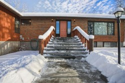 242016 White Post Lane Rural Foothills County, AB T1S 3K3