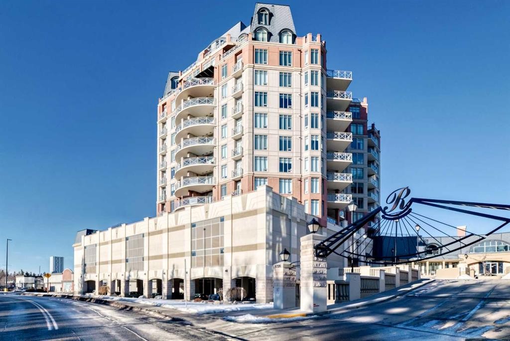 708-1726 14 Avenue Nw, Calgary, AB - Outdoor With Balcony With Facade