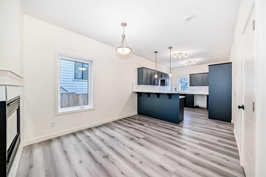 2006 37 Street Se, Calgary, AB - Indoor Photo Showing Kitchen