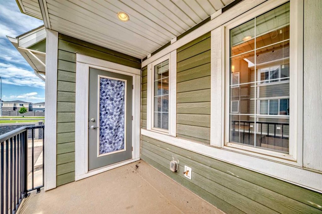 621 Nolanlake Villas Nw, Calgary, AB - Outdoor With Exterior