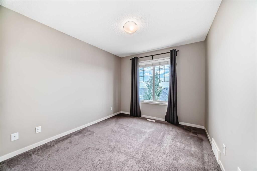 621 Nolanlake Villas Nw, Calgary, AB - Indoor Photo Showing Other Room