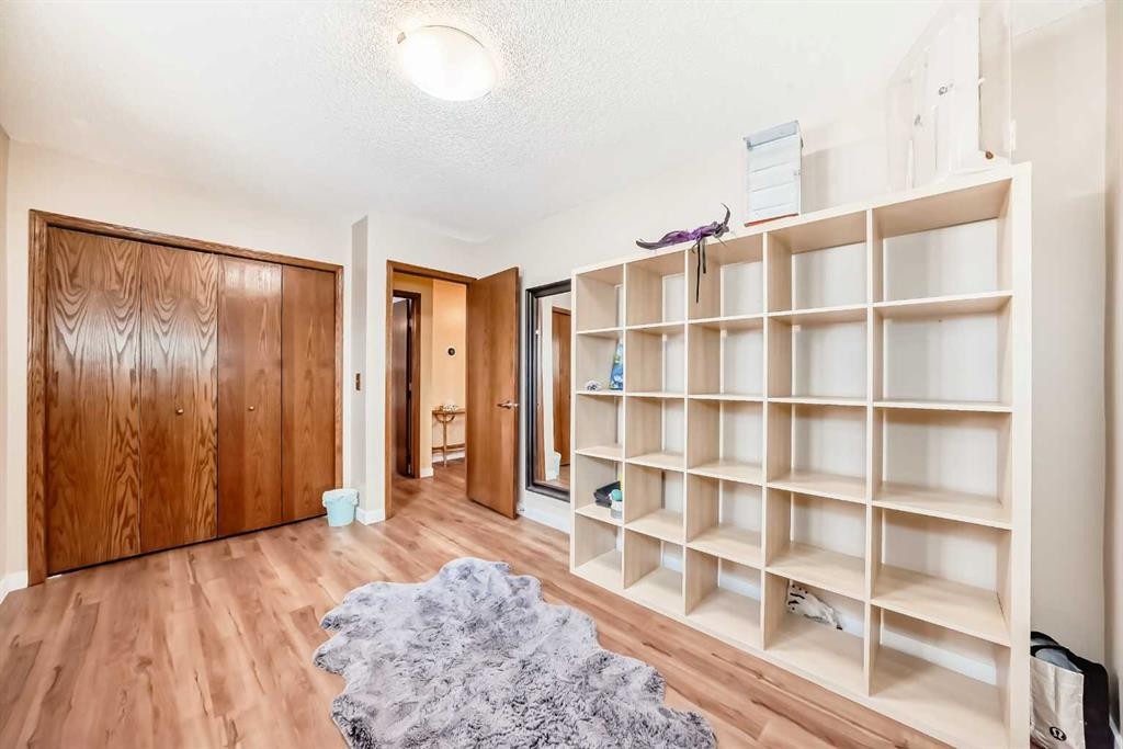 19 Mchugh Place Ne, Calgary, AB - Indoor