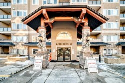 213-10 DISCOVERY RIDGE Close SW Calgary, AB T3H 5X3