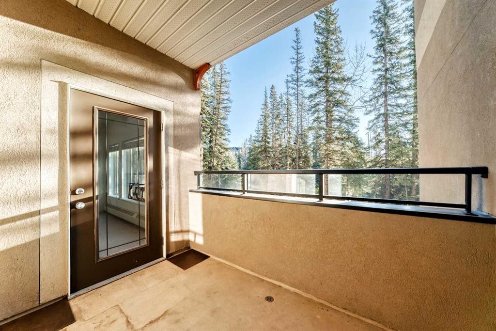 213-10 Discovery Ridge Close Sw, Calgary, AB - Outdoor With Exterior