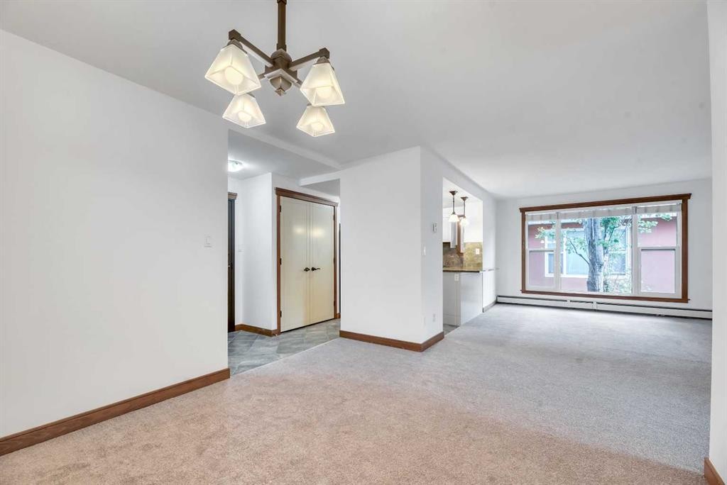 209-315 50 Avenue Sw, Calgary, AB - Indoor Photo Showing Other Room