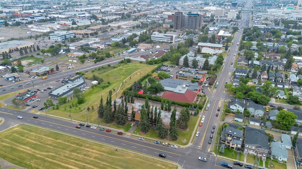 209-315 50 Avenue Sw, Calgary, AB - Outdoor With View