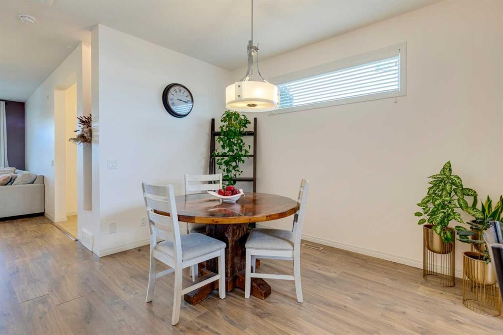 123 Marquis Green Se, Calgary, AB - Indoor Photo Showing Dining Room