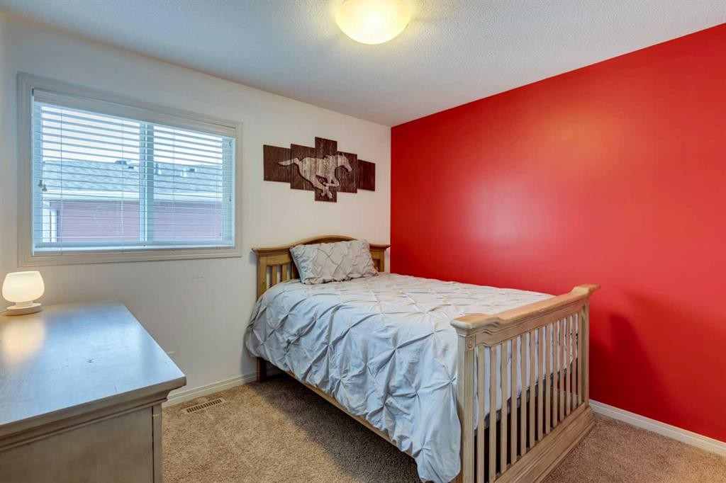 123 Marquis Green Se, Calgary, AB - Indoor Photo Showing Bedroom