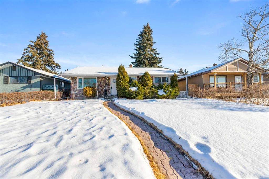 2618 46 Street Se, Calgary, AB - Outdoor With Facade
