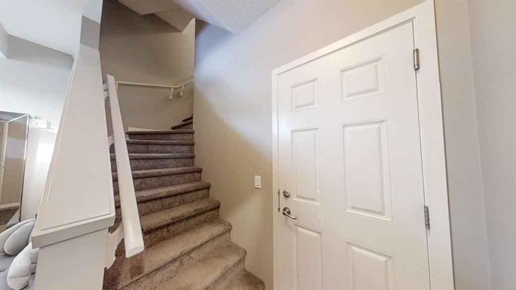 165 Panatella Square Nw, Calgary, AB - Indoor Photo Showing Other Room
