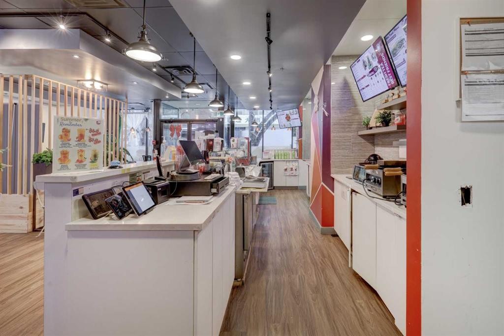 101-128 2 Avenue Se, Calgary, AB