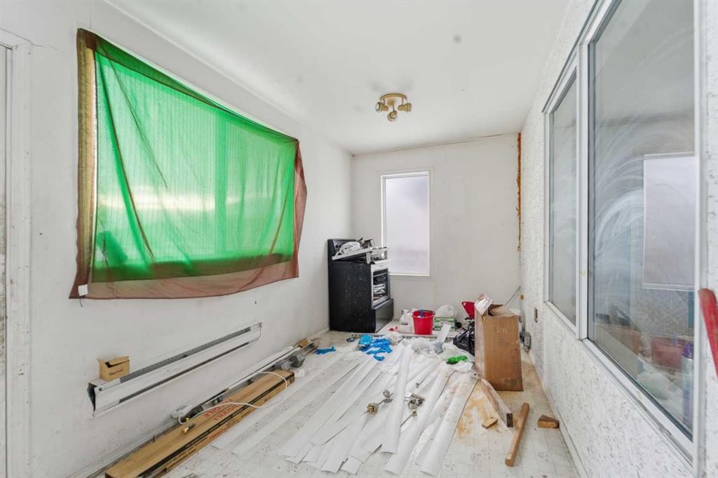 61 Martinview Crescent Ne, Calgary, AB - Indoor